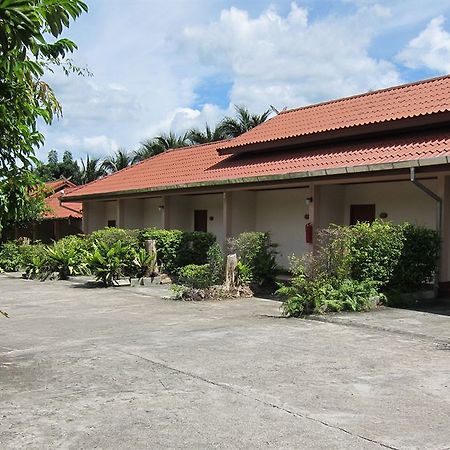 Oasis Resort Krabi town Esterno foto