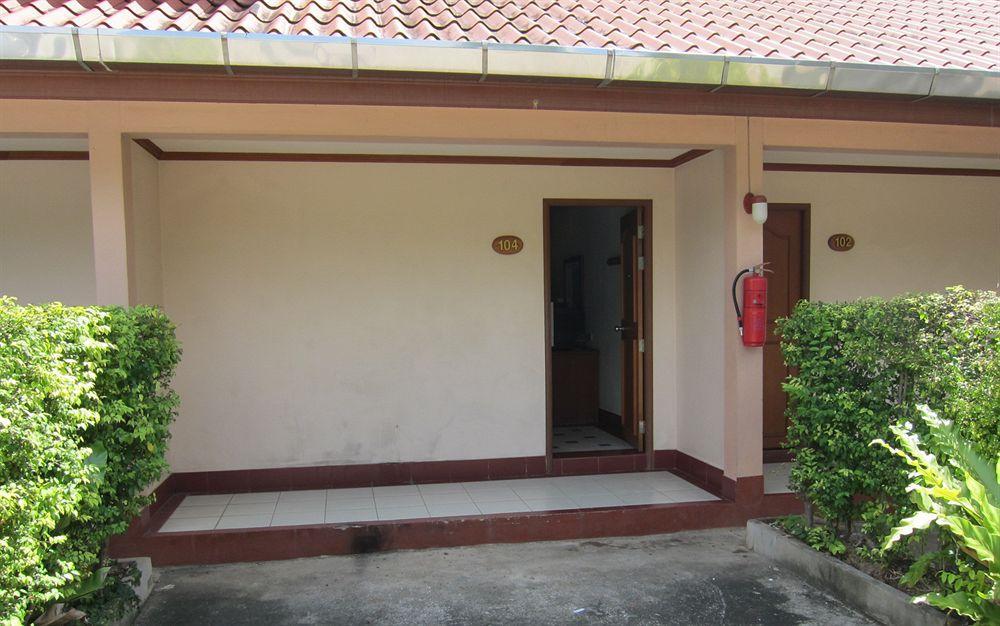 Oasis Resort Krabi town Esterno foto