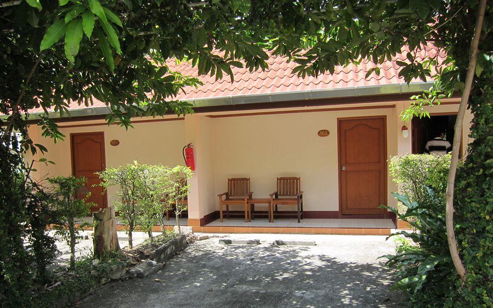 Oasis Resort Krabi town Esterno foto