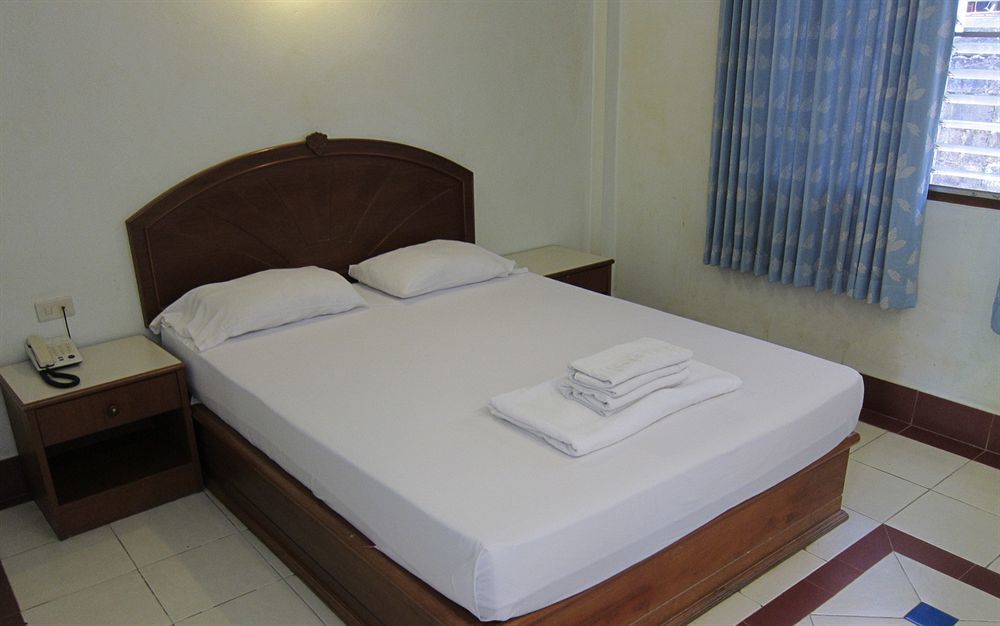 Oasis Resort Krabi town Esterno foto